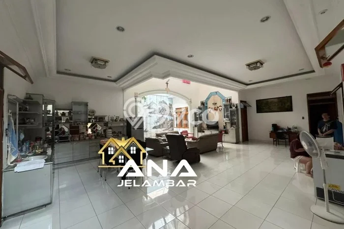 Rumah Luxury Modern Tanpa Renovasi di Tubagus Angke Jakarta Barat Rumah Luxury Modern Tanpa Renovasi di Tubagus Angke Jakarta Barat