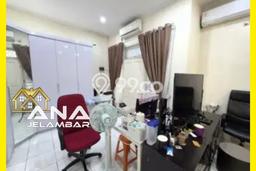 Ready to Use! Premium House LT 105m2 Desain Elegan di Jelambar Ready to Use! Premium House LT 105m2 Desain Elegan di Jelambar