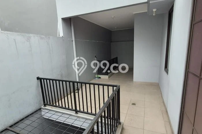 Rumah sewa siap huni 3 KT di Gading Serpong, Tangerang Rumah sewa siap huni 3 KT di Gading Serpong, Tangerang