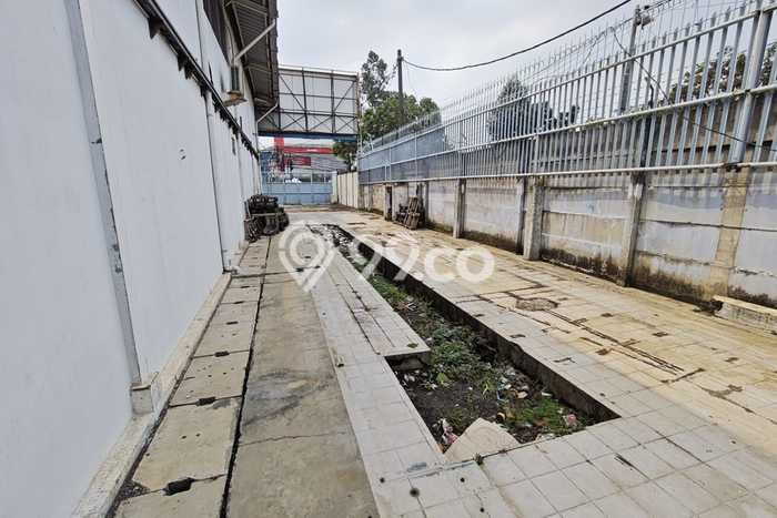 Gudang Dijual Lokasi Emas di Cipondoh Luas 500m2 Gudang Dijual Lokasi Emas di Cipondoh Luas 500m2