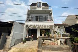 Dijual Hunian Rumah Terawat 4 KT di Graha Raya, Tangerang Dijual Hunian Rumah Terawat 4 KT di Graha Raya, Tangerang