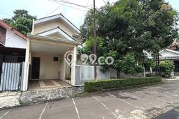 For Sale! Luxury House LT 215m2 Desain Modern di Sektor 2 - Bintaro For Sale! Luxury House LT 215m2 Desain Modern di Sektor 2 - Bintaro