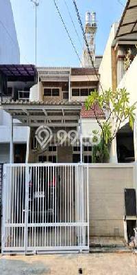 Hunian Cantik Minimalis Lb 110m2 di Kelapa Gading, Jakarta Utara Hunian Cantik Minimalis Lb 110m2 di Kelapa Gading, Jakarta Utara