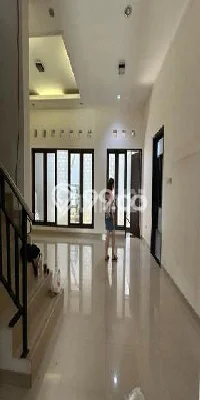 Lokasi strategis! Rumah siap huni dikontrakkan di Kelapa Gading LB 230m2 Lokasi strategis! Rumah siap huni dikontrakkan di Kelapa Gading LB 230m2