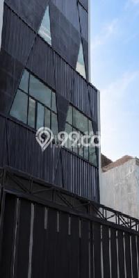 Ruko untuk disewa di Kelapa Gading punya LT 200m2 & LB 540m2 harga sewa kompetitif Ruko untuk disewa di Kelapa Gading punya LT 200m2 & LB 540m2 harga sewa kompetitif