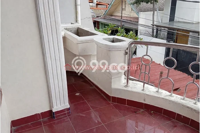 Jarang Ada! Rumah Sewa 4 Kamar Nyaman Siap Huni Rawamangun Jarang Ada! Rumah Sewa 4 Kamar Nyaman Siap Huni Rawamangun