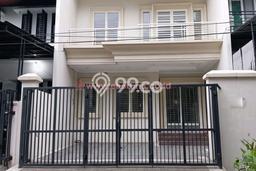 Rumah Mewah Dijual LT 105m2 di Kelapa Gading, Jakarta Utara Rumah Mewah Dijual LT 105m2 di Kelapa Gading, Jakarta Utara