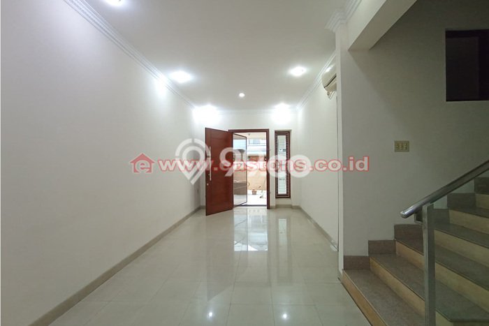Disewakan segera rumah minimalis strategis 3 Kamar di Kelapa Gading, Jakarta Utara Disewakan segera rumah minimalis strategis 3 Kamar di Kelapa Gading, Jakarta Utara