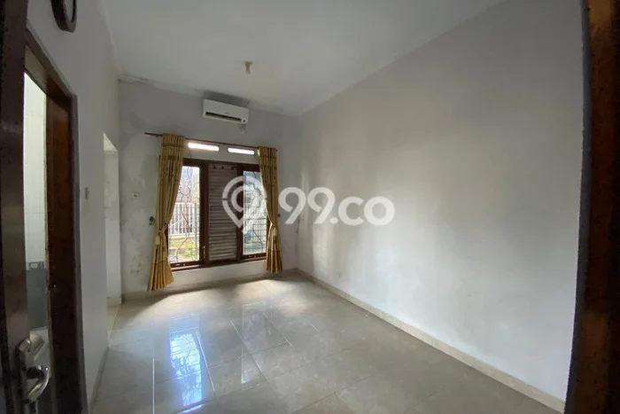 Dijual Cepat Rumah Bagus Siap Huni LB 400m2 di Ngaglik, Sleman Dijual Cepat Rumah Bagus Siap Huni LB 400m2 di Ngaglik, Sleman