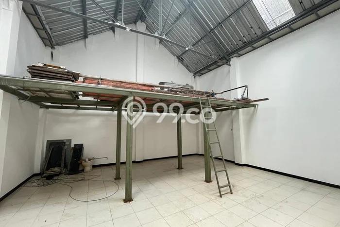 Disewakan Kantor di Mlati Sleman LT 2000m2, LB 160m2 Disewakan Kantor di Mlati Sleman LT 2000m2, LB 160m2