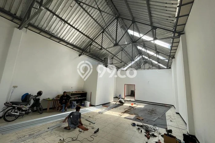 Disewakan Kantor di Mlati Sleman LT 2000m2, LB 160m2 Disewakan Kantor di Mlati Sleman LT 2000m2, LB 160m2