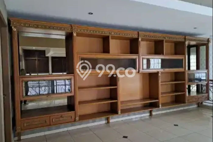 Sewa Rumah Murah di Turangga Bandung dengan 8 Kamar Tidur Sewa Rumah Murah di Turangga Bandung dengan 8 Kamar Tidur