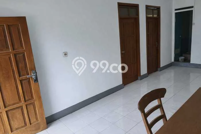 Rumah Sederhana Dijual Lokasi Bojongsoang 7 Kamar dengan Luas Tanah 400m2 Rumah Sederhana Dijual Lokasi Bojongsoang 7 Kamar dengan Luas Tanah 400m2