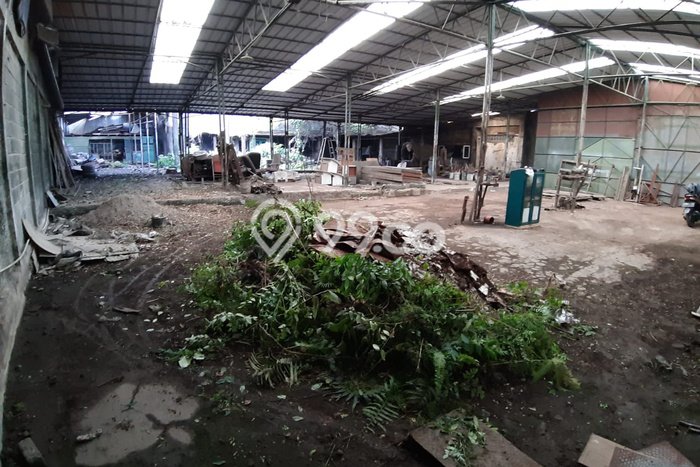 Dijual Gudang di Kiaracondong Bandung LT 1800m2 / LB 1800m2 Dijual Gudang di Kiaracondong Bandung LT 1800m2 / LB 1800m2
