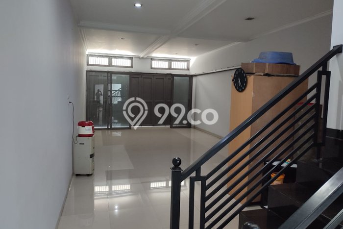 Ruko Dijual di Prime Area Bandung Luas 170m2 Ruko Dijual di Prime Area Bandung Luas 170m2