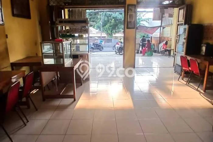 Disewakan Ruko di Pusat Kota Bekasi Ramai Strategis Disewakan Ruko di Pusat Kota Bekasi Ramai Strategis