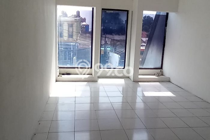 Ruko untuk Disewa di Pusat Bekasi Luas Bangunan 300m2 Ruko untuk Disewa di Pusat Bekasi Luas Bangunan 300m2