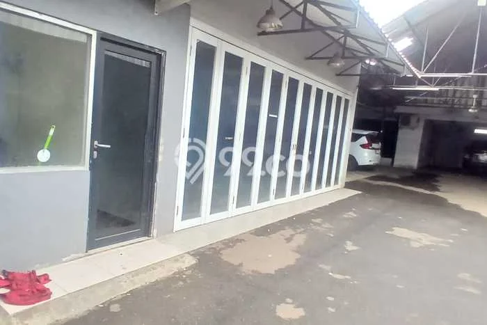 Unit Komersial Disewakan di Jakarta Timur Area Strategis Harga Kompetitif Unit Komersial Disewakan di Jakarta Timur Area Strategis Harga Kompetitif