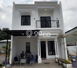 Rumah Strategis Modern Lb 50m2 di BSD, Tangerang Selatan Rumah Strategis Modern Lb 50m2 di BSD, Tangerang Selatan