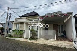 Jual Rumah Strategis Bagus Punya 3 KT di Pakis Malang SHM Jual Rumah Strategis Bagus Punya 3 KT di Pakis Malang SHM