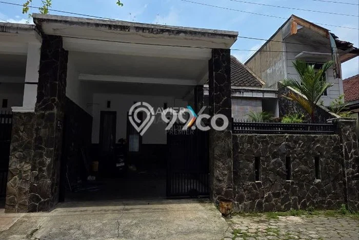 Rumah Cantik Siap Huni Di Lowokwaru Luas 150m2 Lokasi Strategis Rumah Cantik Siap Huni Di Lowokwaru Luas 150m2 Lokasi Strategis