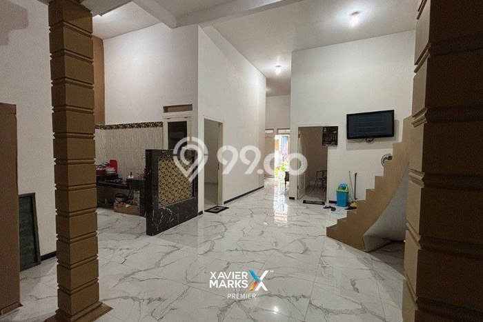 Rumah Strategis Modern Lb 200m2 di Blimbing, Malang Rumah Strategis Modern Lb 200m2 di Blimbing, Malang