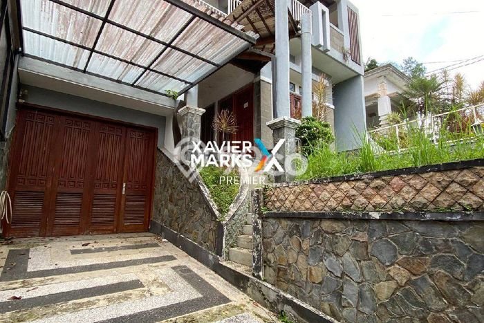 FOR SALE! Vila di , Area 180m2m², Lokasi Premium FOR SALE! Vila di , Area 180m2m², Lokasi Premium