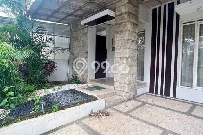 Rumah Sewa Malang LT 105m2 LB 70m2 Area Dieng Rumah Sewa Malang LT 105m2 LB 70m2 Area Dieng