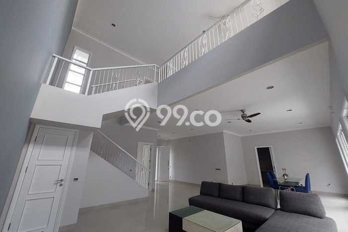 For Sale! Luxury House LT 270m2 Desain Elegan di Gading Serpong For Sale! Luxury House LT 270m2 Desain Elegan di Gading Serpong