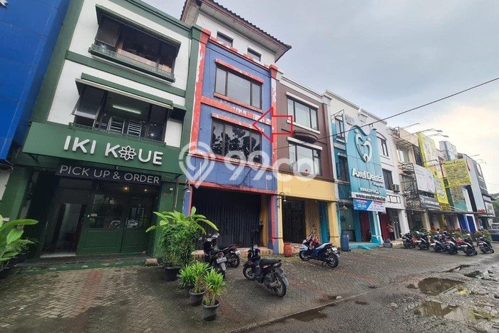 Ruko Dijual Lokasi Stratagis di BSD Tangerang Selatan Cocok untuk Bisnis Ruko Dijual Lokasi Stratagis di BSD Tangerang Selatan Cocok untuk Bisnis