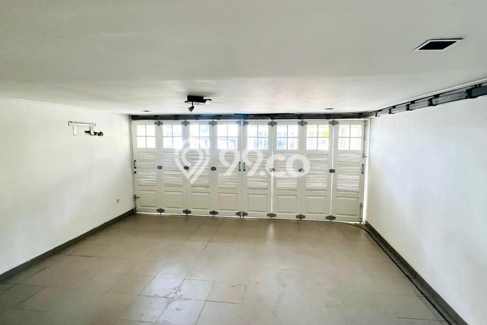 Rumah Elit Modern Tanpa Renovasi di Pantai Indah Kapuk Jakarta Utara Rumah Elit Modern Tanpa Renovasi di Pantai Indah Kapuk Jakarta Utara