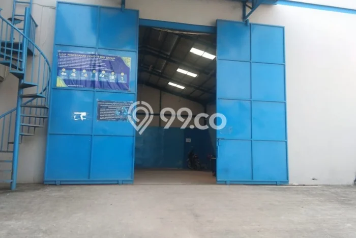 Unit Gudang Paling Strategis di Cipondoh Tangerang dengan LB 800m2 Unit Gudang Paling Strategis di Cipondoh Tangerang dengan LB 800m2
