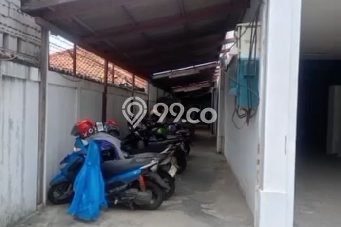 Unit Gudang Disewakan di Batu Ceper di Area Ramai & Strategis Unit Gudang Disewakan di Batu Ceper di Area Ramai & Strategis