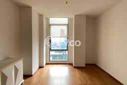 Hunian Apartemen High-Class untuk Dijual di Jakarta Selatan dengan 2 BR & 2 Kamar Mandi Hunian Apartemen High-Class untuk Dijual di Jakarta Selatan dengan 2 BR & 2 Kamar Mandi