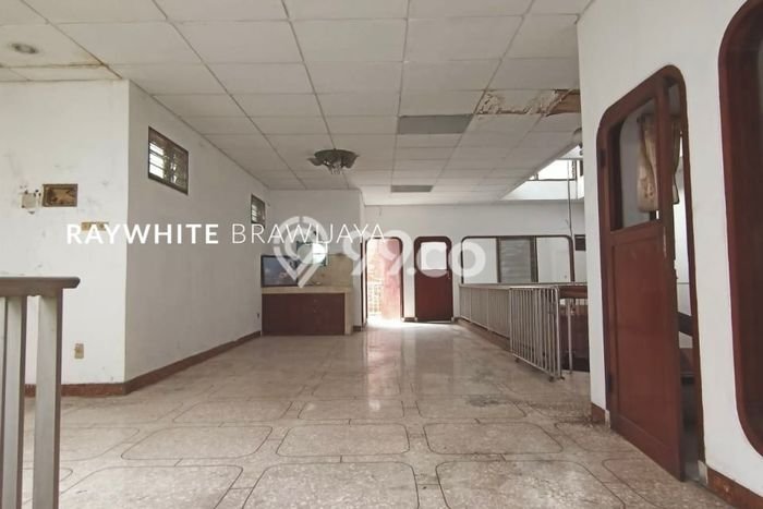 Kavling Tanah untuk Dijual di Tomang, Jakarta Barat, Luas 713m2 Kavling Tanah untuk Dijual di Tomang, Jakarta Barat, Luas 713m2