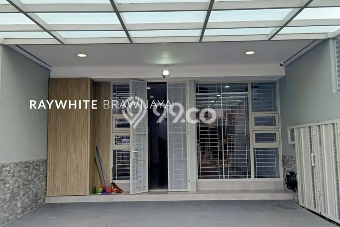 Disewakan! Rumah 3 Kamar Tidur &
2 Kamar Mandi di Radio Dalam, Jakarta Selatan Disewakan! Rumah 3 Kamar Tidur &
2 Kamar Mandi di Radio Dalam, Jakarta Selatan