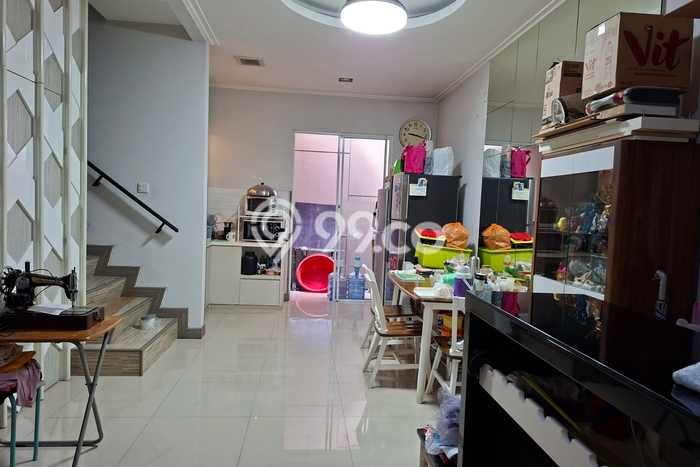 Siap Huni Hunian Elit 3 Kamar di Kelapa Gading Dekat ke Mana Pun Siap Huni Hunian Elit 3 Kamar di Kelapa Gading Dekat ke Mana Pun