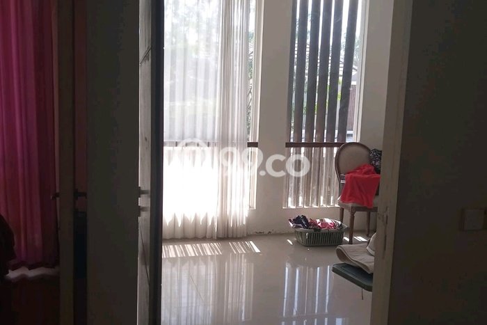 Hunian Cantik Minimalis Lb 138m2 di Lakarsantri, Surabaya Hunian Cantik Minimalis Lb 138m2 di Lakarsantri, Surabaya