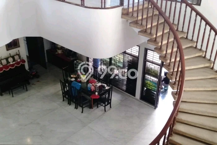 Rumah Luxury Modern Siap Huni di Sukomanunggal Surabaya Rumah Luxury Modern Siap Huni di Sukomanunggal Surabaya
