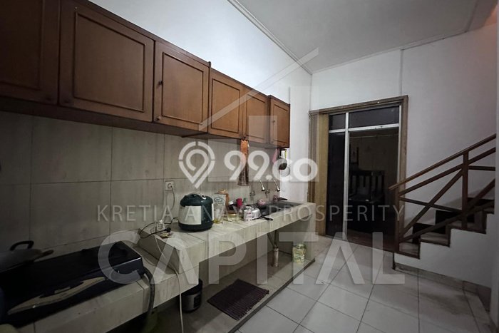 Rumah Elit Modern Siap Huni di Taman Holis Indah Bandung Rumah Elit Modern Siap Huni di Taman Holis Indah Bandung