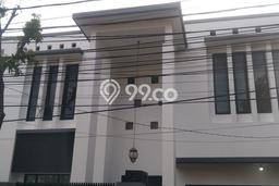 Jarang Ada! Rumah Sewa 5 Kamar Bagus Siap Huni Pondok Labu Jarang Ada! Rumah Sewa 5 Kamar Bagus Siap Huni Pondok Labu