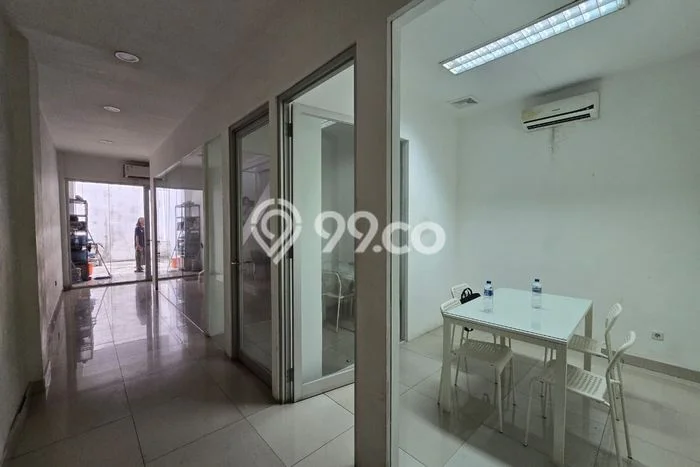 Unit Ruko Dijual di Tangerang LT 72m2 & LB 72m2 Unit Ruko Dijual di Tangerang LT 72m2 & LB 72m2