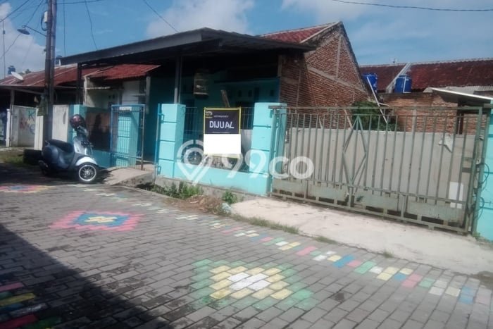 Jual Rumah Murah Meriah Waringinkurung Punya 2 Kamar & LT 120m2 Jual Rumah Murah Meriah Waringinkurung Punya 2 Kamar & LT 120m2