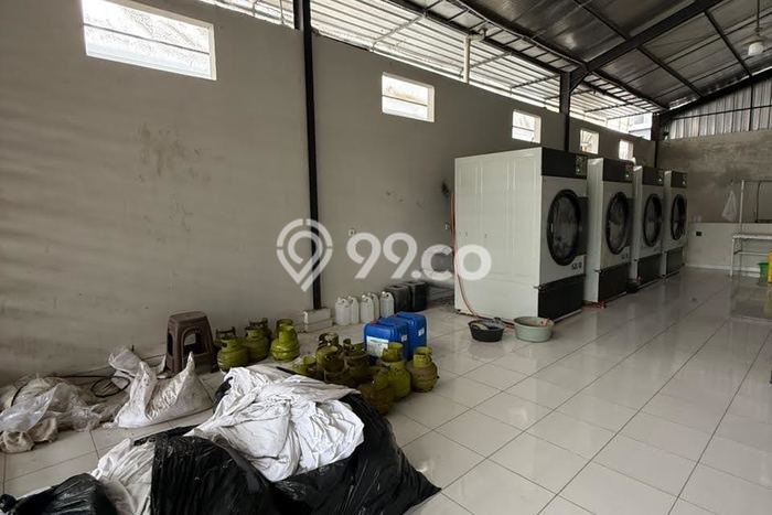 Gudang Dijual Lokasi Stratagis di Denpasar Barat Denpasar Cocok untuk Bisnis Gudang Dijual Lokasi Stratagis di Denpasar Barat Denpasar Cocok untuk Bisnis