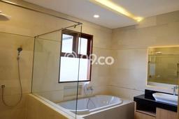 Lokasi Strategis! Vila di , Dimensi 400m2m², Lingkungan Nyaman dan aman Lokasi Strategis! Vila di , Dimensi 400m2m², Lingkungan Nyaman dan aman