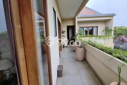HARGA MENARIK! Vila di , Area 300m2m², Lokasi Premium dengan jalan mudah HARGA MENARIK! Vila di , Area 300m2m², Lokasi Premium dengan jalan mudah