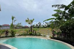 PELUANG INVESTASI! Vila Kawasan Ubud, Luas 193m2m², Hasil Tinggi PELUANG INVESTASI! Vila Kawasan Ubud, Luas 193m2m², Hasil Tinggi