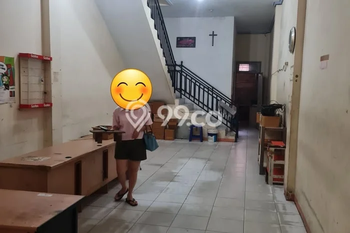 Ruko Disewa di Pontianak Timur, Pontianak, LT 121m2 / LB 336m2 Ruko Disewa di Pontianak Timur, Pontianak, LT 121m2 / LB 336m2
