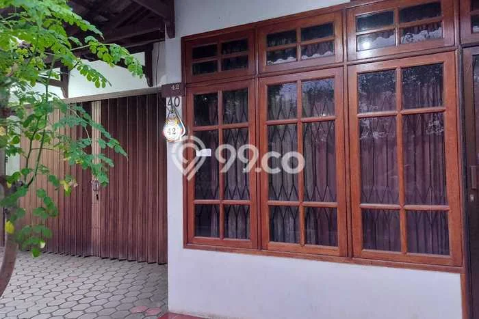 Dijual Rumah Luas Elegan Dengan View Cantik di Kediri, Kediri Dijual Rumah Luas Elegan Dengan View Cantik di Kediri, Kediri