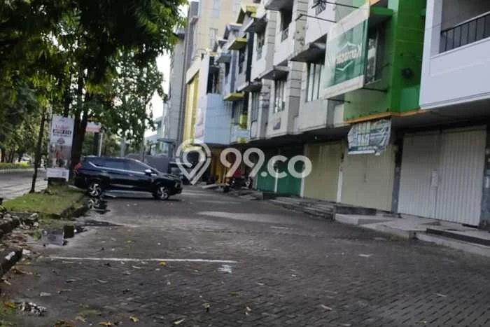 Disewakan Ruko di Kawasan Ramai Mulyosari Luas 300m2 Disewakan Ruko di Kawasan Ramai Mulyosari Luas 300m2